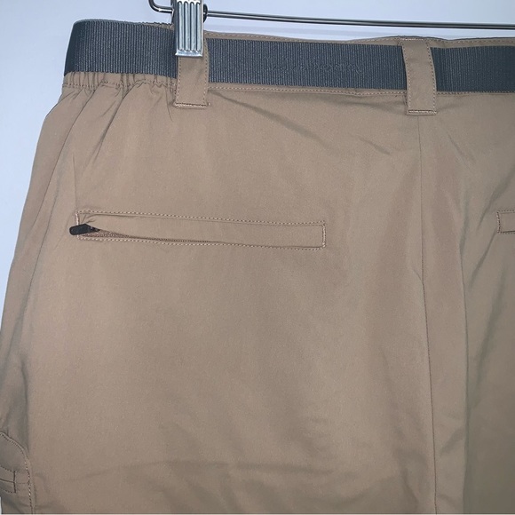 L.L. Bean Shorts Men’s Size Large Khaki Beige Nylon Belted Cargo Hiking Outdoors - Picture 6 of 8